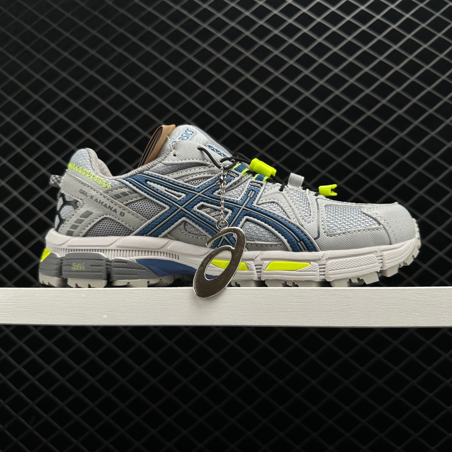 Asics Gel-Kahana 8 Sneakers Grey Black - Lightweight and Stylish Trail Running Shoes