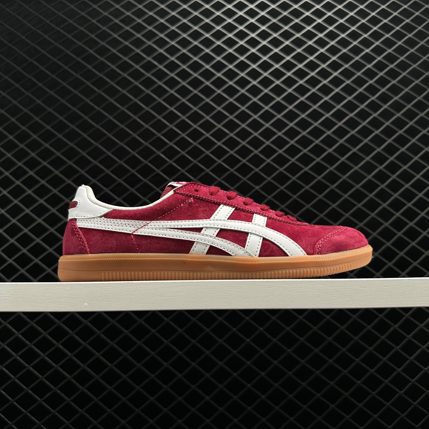 Onitsuka Tiger Tokuten Burgundy White - Classic Style Sneakers