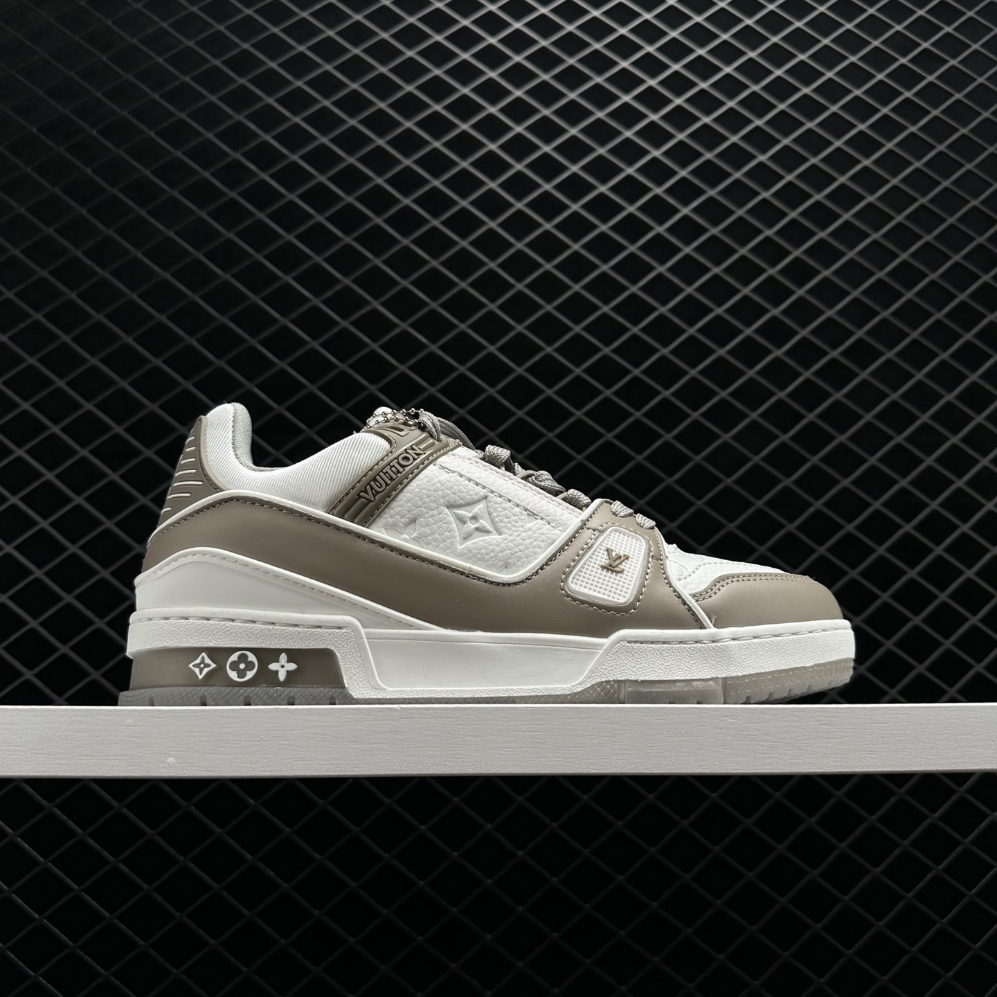 Step into Luxury: Louis Vuitton Gucci Shoes for Elevated Style | Top Selection