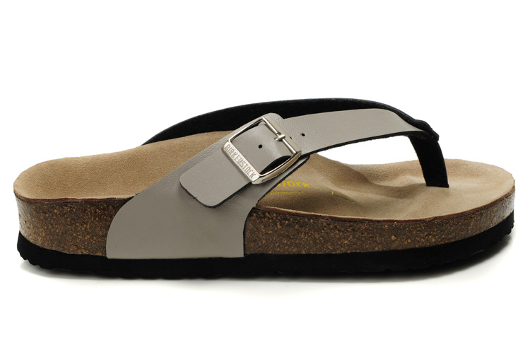 Birkenstock Birki Creamy White Leather Sandals - Stylish Comfort for Your Feet! Birkenstock Birki Creamy White Leather Sandals - Stylish Comfort for Your Feet!
